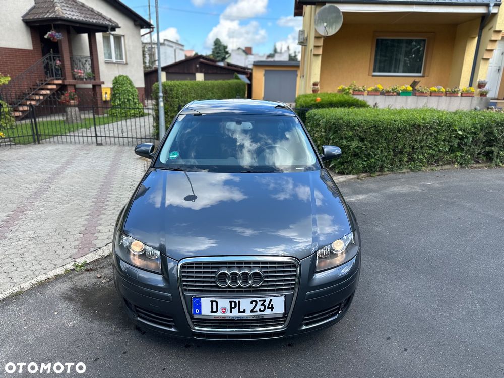 Audi A3 Sportback - 3
