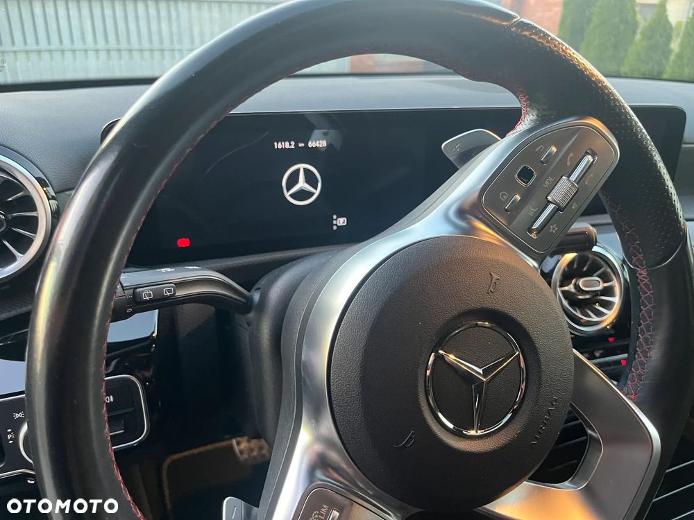Mercedes-Benz Klasa A 200 AMG Line 7G-DCT - 18