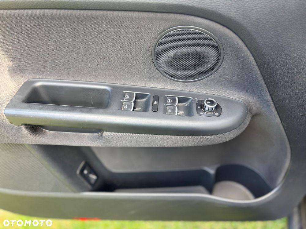 Volkswagen Golf Plus 2.0 TDI Highline - 14