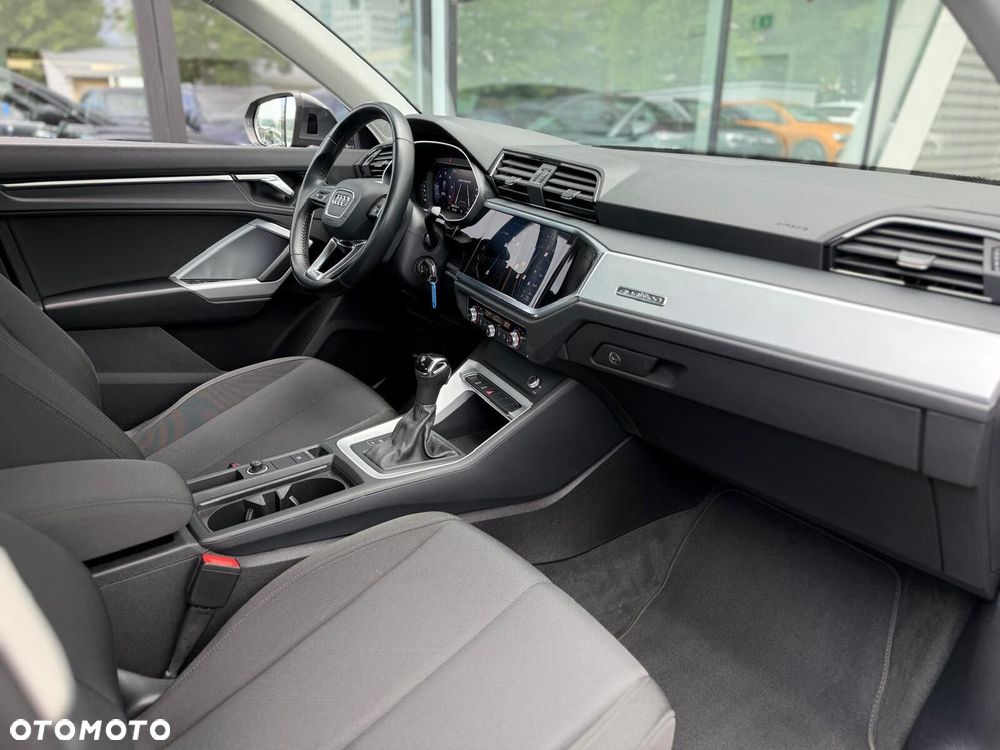 Audi Q3 40 TDI Quattro S Line S tronic - 20