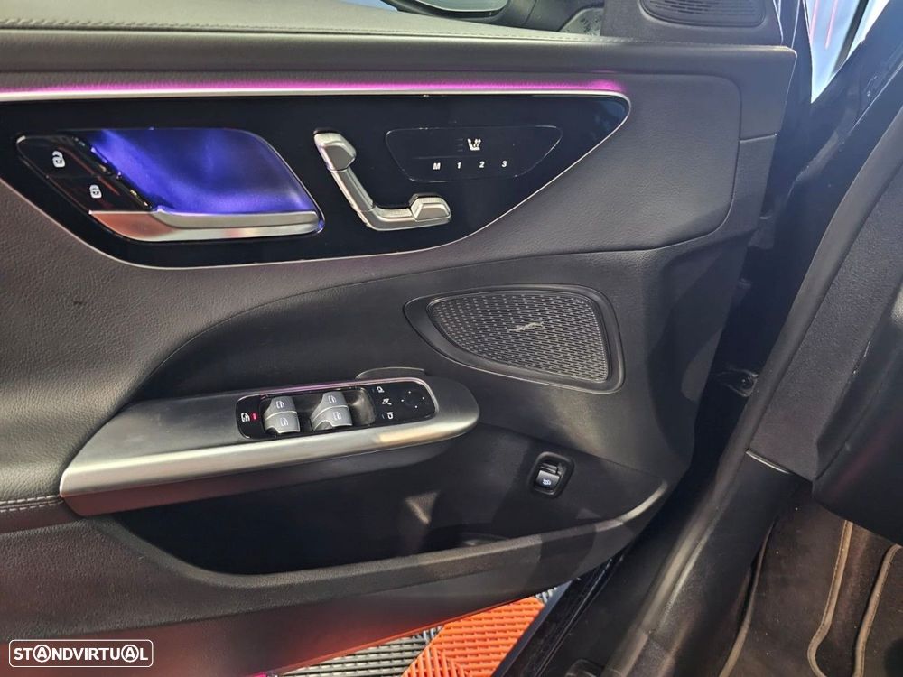 Mercedes-Benz C 300 - 13