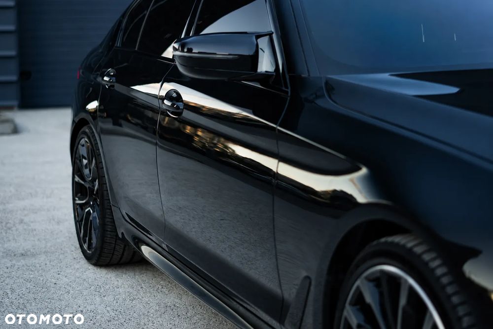 BMW Seria 5 530i M Sport Edition - 10