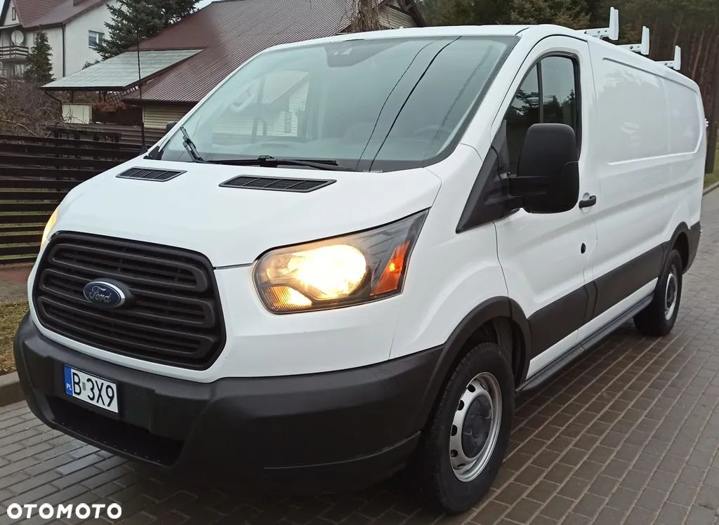 Ford Transit - 1
