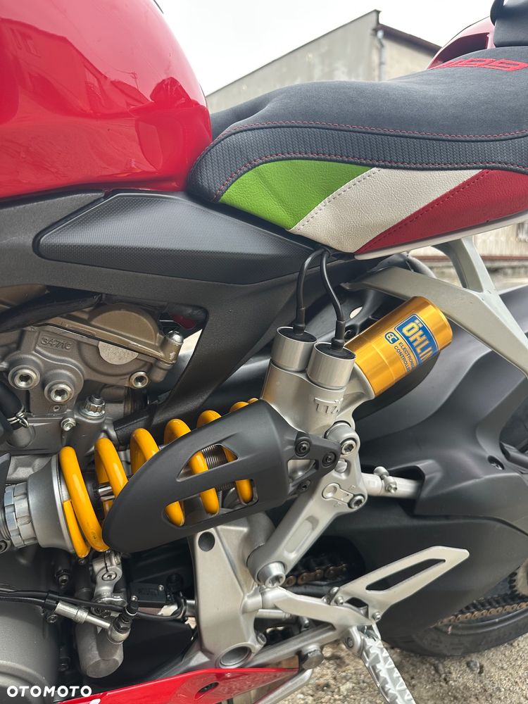 Ducati 1199 Panigale - 12