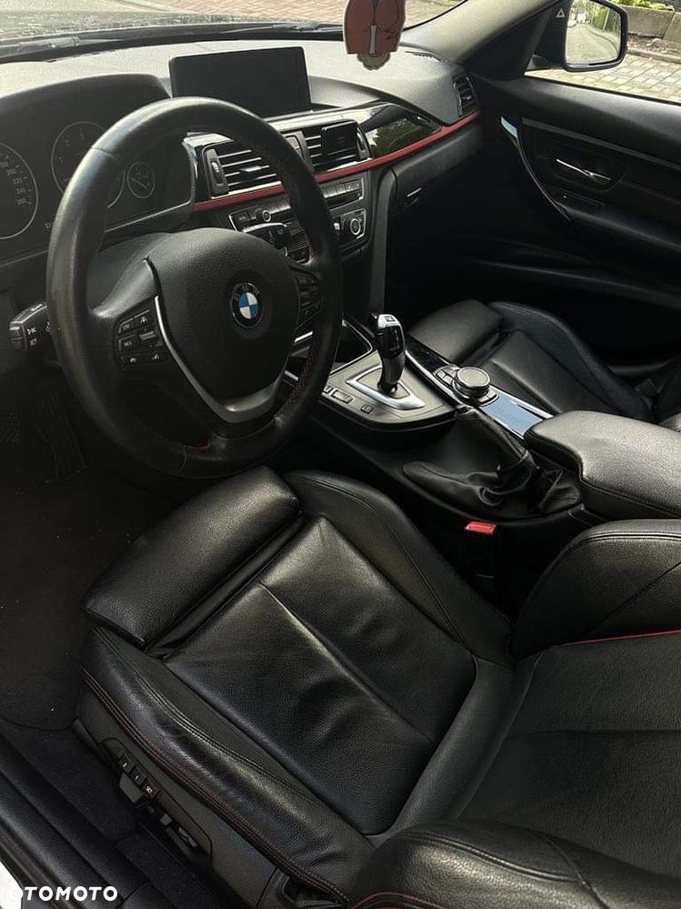 BMW Seria 3 320d Sport Line - 8
