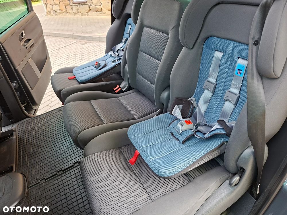 Volkswagen Sharan 2.0 TDI Highline - 23
