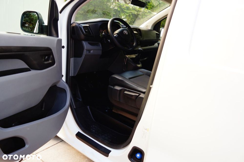 Toyota Proace Maxi Long Salon Pl Bogata Opcja Faktura Vat 1 Właściciel - 36