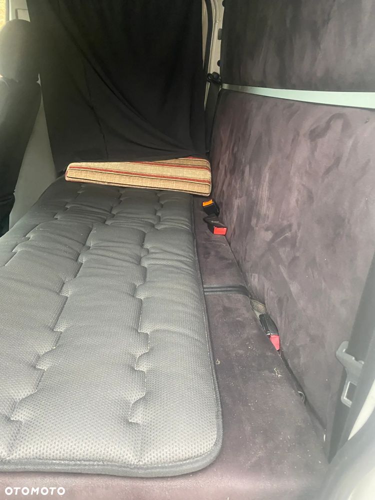 Volkswagen CRAFTER - 10