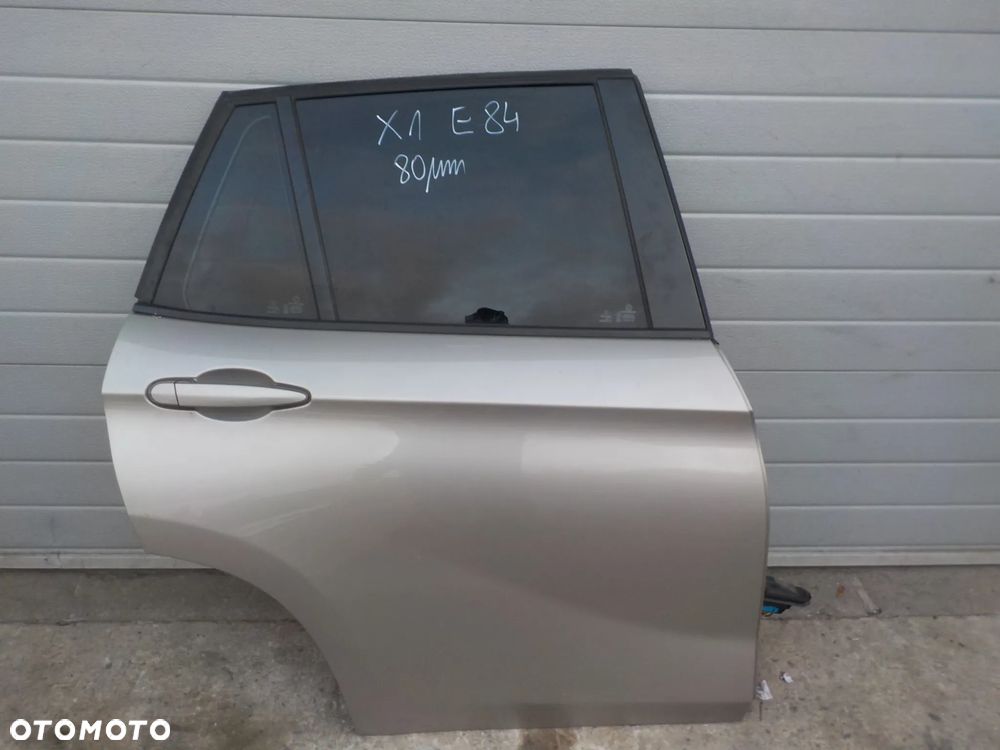 BMW X1 E84 DRZWI PRAWE TYŁ - 1