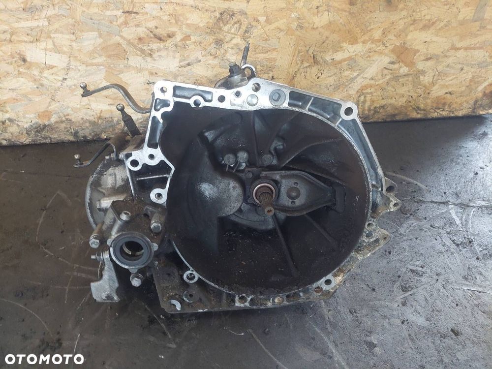 SKRZYNIA BIEGÓW PEUGEOT PARTNER I BERLINGO I 1.6 HDI MANUAL 5 BIEGÓW 20DP37 - 1