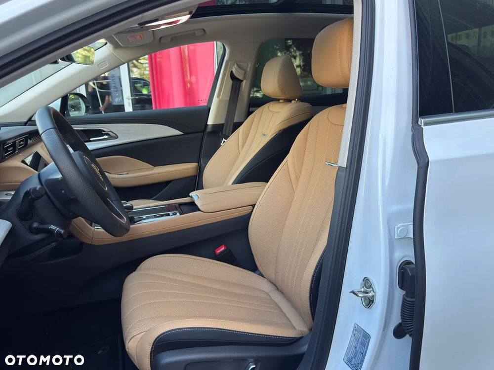 Hongqi H5 2.0T Comfort - 9