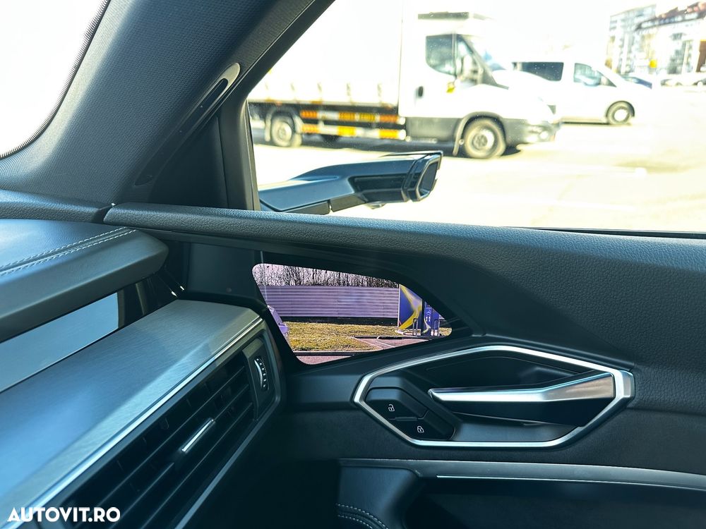 Audi e-tron 55 quattro advanced - 21