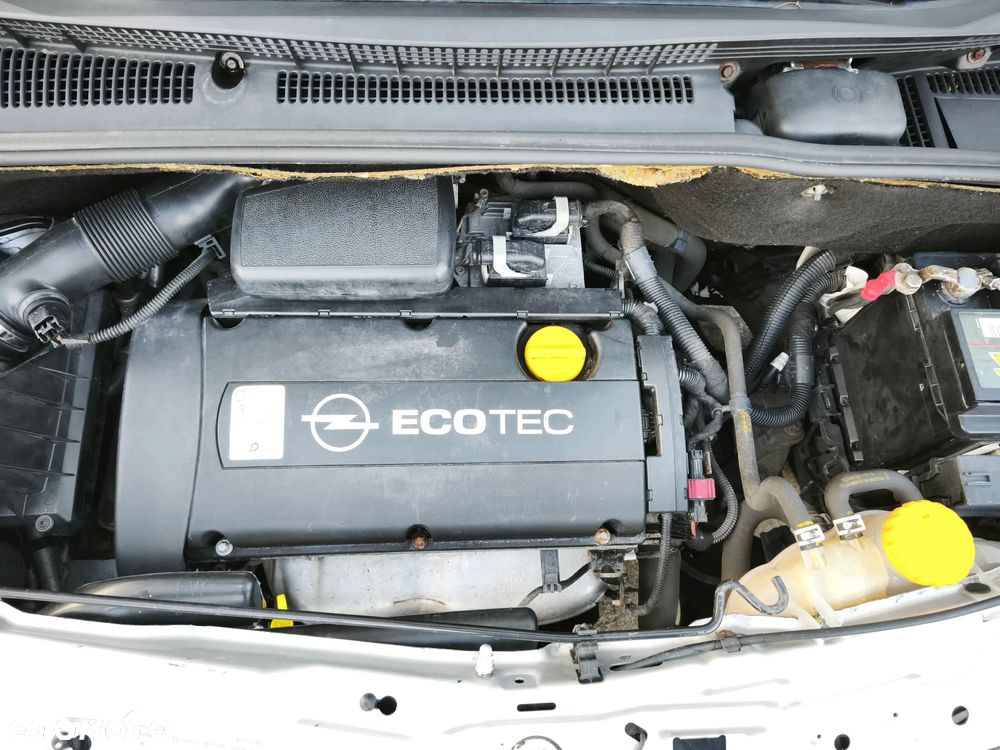 Opel Meriva 1.6 16V Cosmo - 15