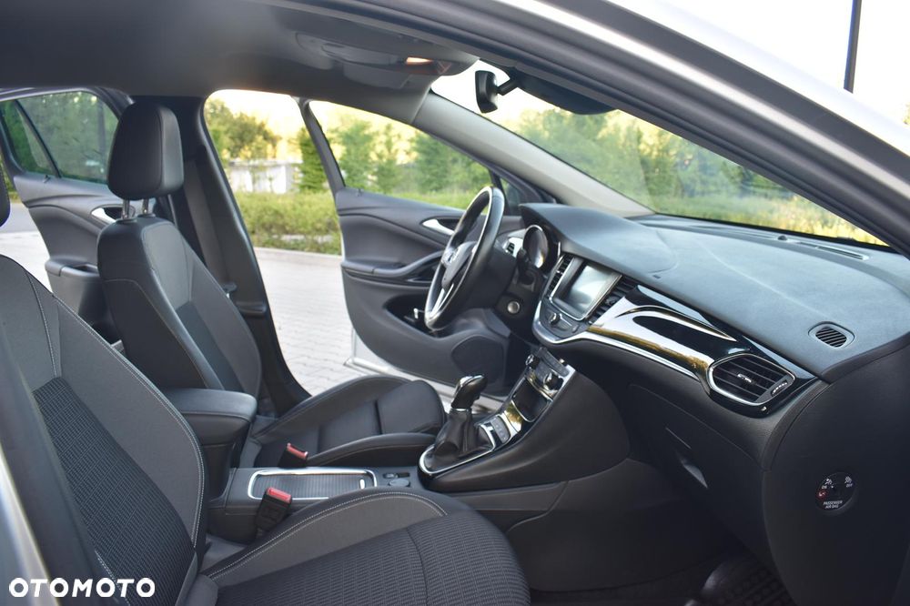 Opel Astra 1.2 T Business Elegance S&S - 7