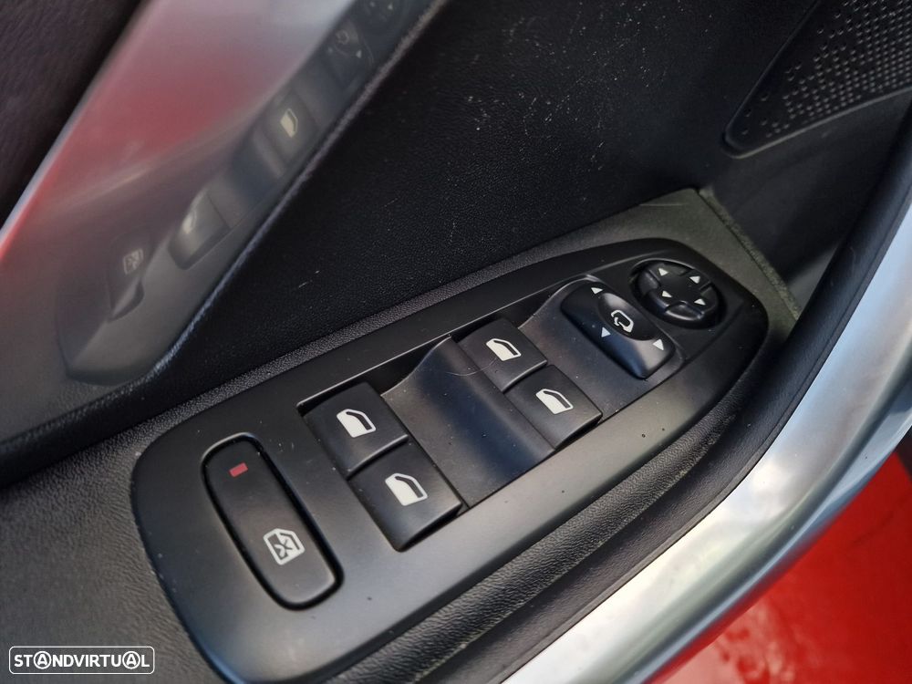 Peugeot 2008 1.2 PureTech Crossway - 9