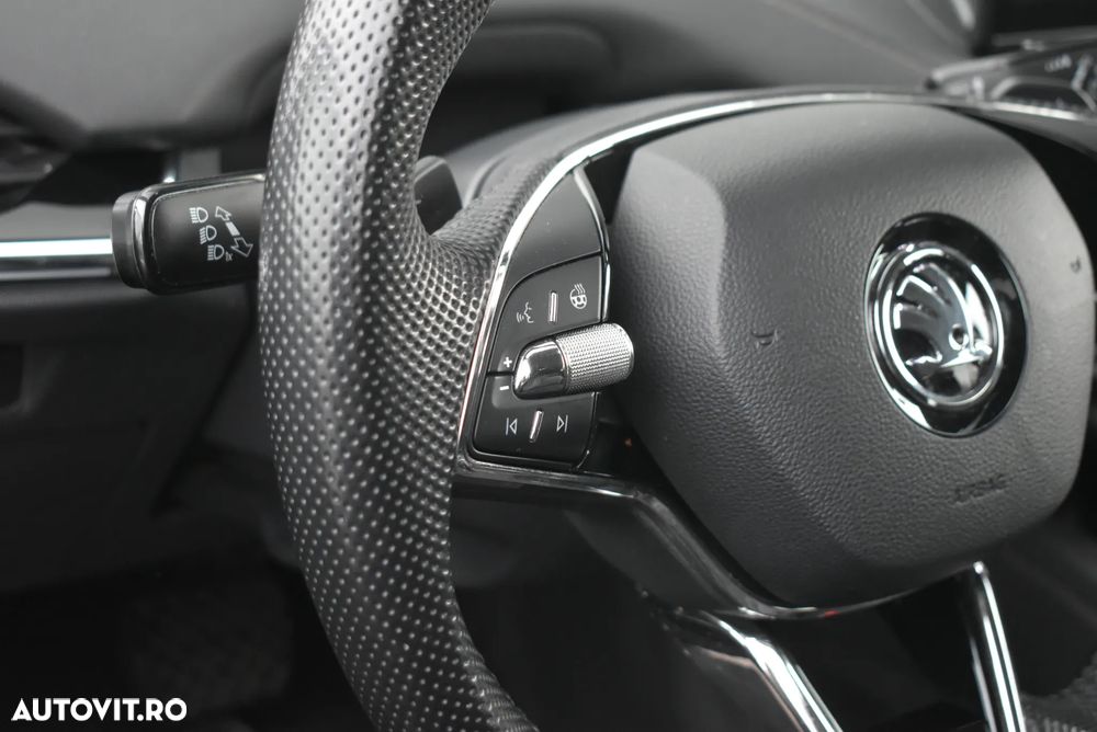 Skoda Enyaq iV 80X - 15