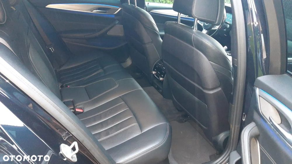 BMW Seria 5 540d xDrive M Sport sport - 11