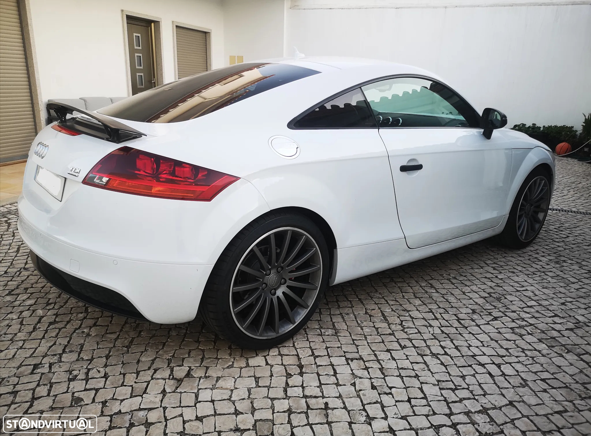 Audi TT Coupé 2.0 TDI quattro Limited Edition - 15