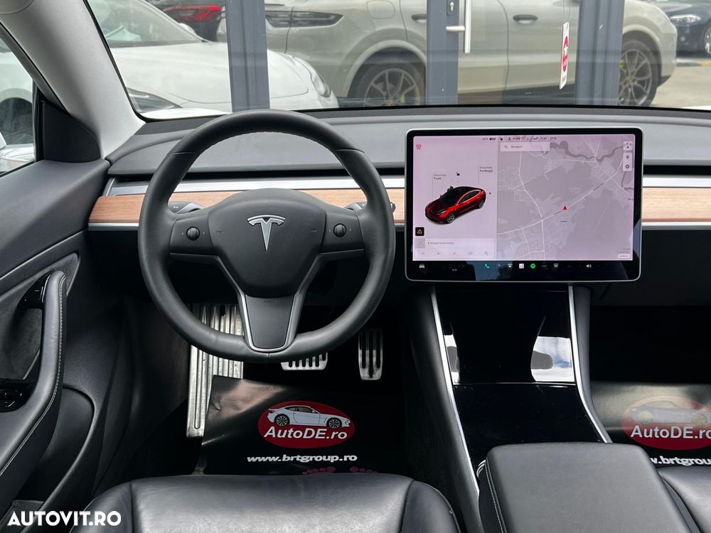 Tesla Model 3 Standard Reichweite Plus Hinterradantrieb - 9