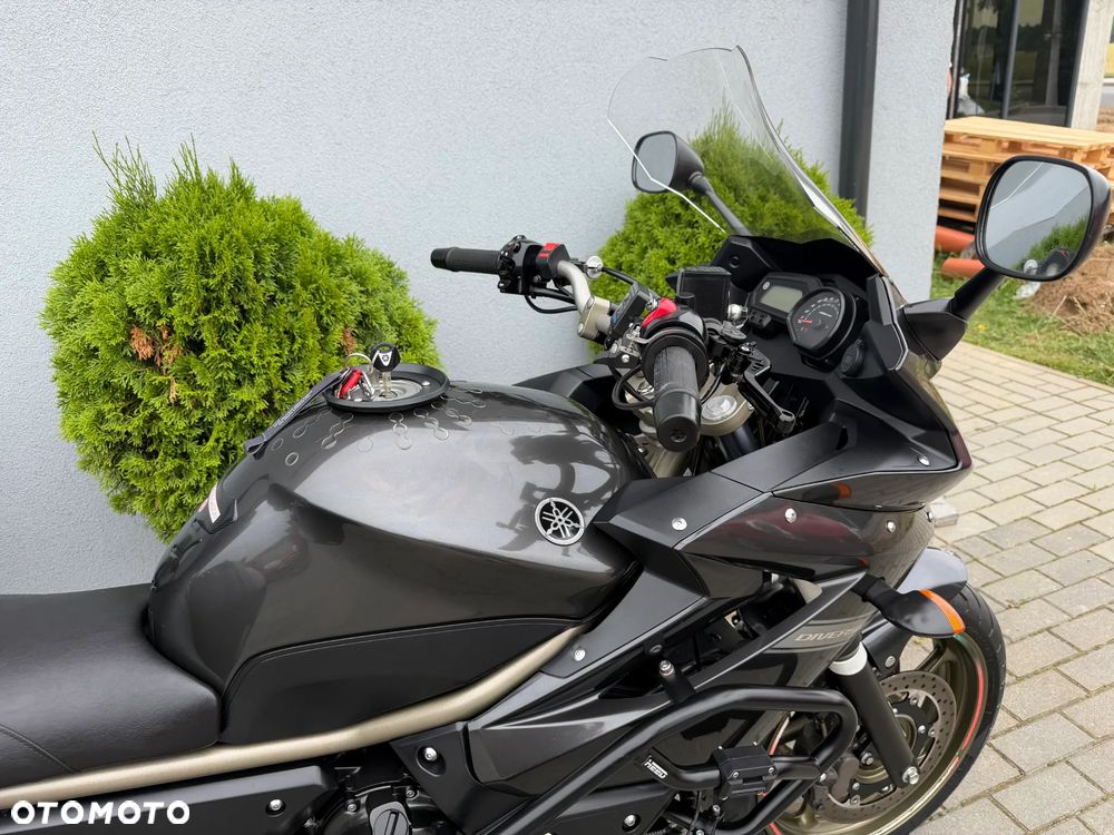Yamaha XJ - 15