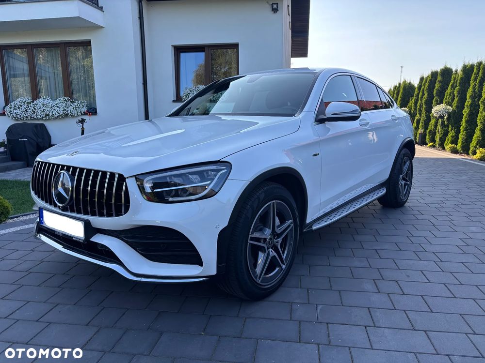 Mercedes-Benz GLC 200 4Matic 9G-TRONIC AMG Line Plus - 2