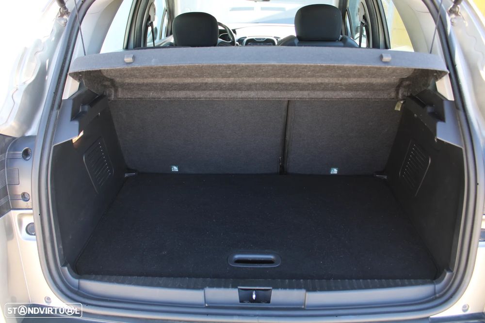 Renault Captur 1.5 dCi - 11