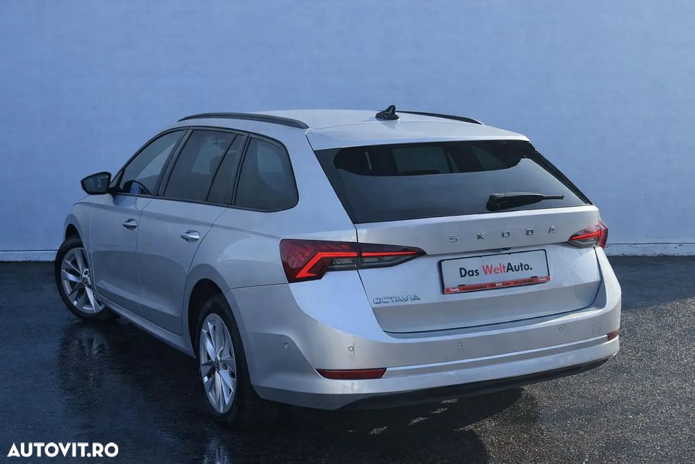 Skoda Octavia 2.0 TDI DSG Style - 3