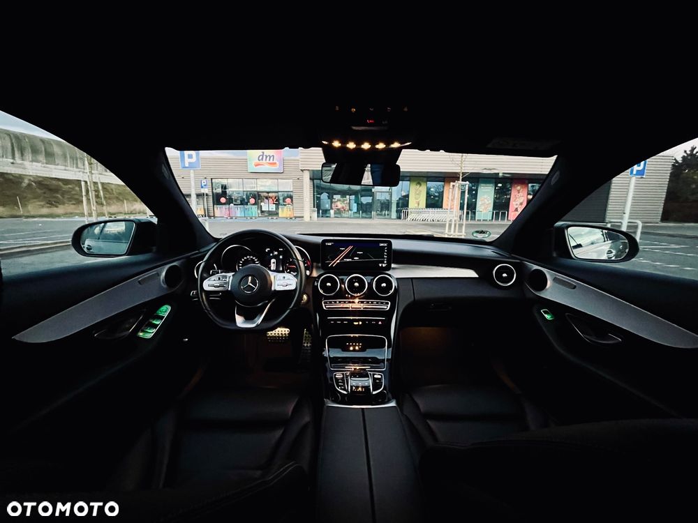 Mercedes-Benz Klasa C 300 d T 9G-TRONIC AMG Line - 9
