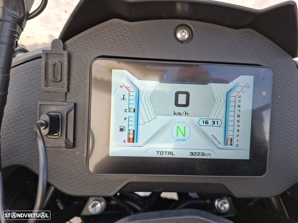 QJ Motor SRT 700X - 2