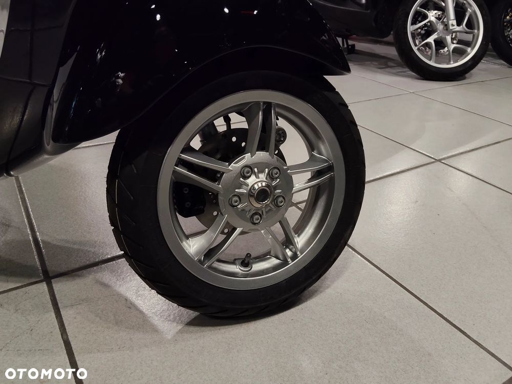 Vespa Primavera - 13