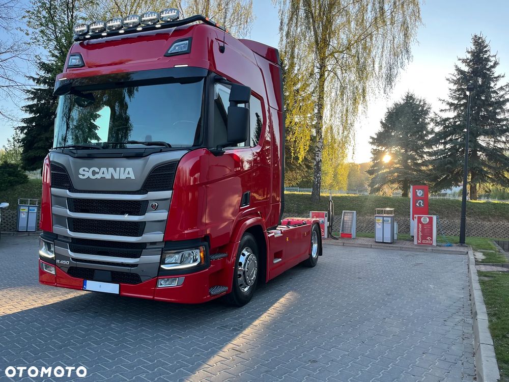 Scania R450//BOGATA WERSJA//RETARDER//KLIMA//NAWIGACJA//RADAR//FULL LED//HYDRAULIKA//PRZÓD/TYŁ NA PODUSZKACH - 1
