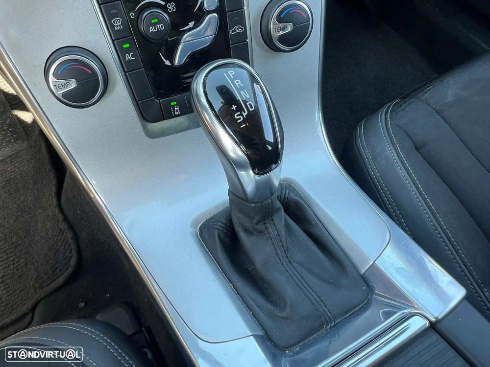 Volvo V60 D2 Geartronic Powershift Momentum - 5
