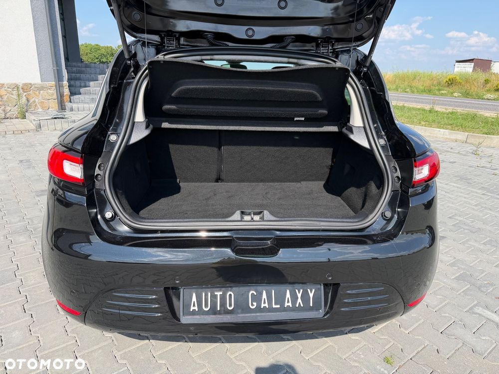 Renault Clio - 28