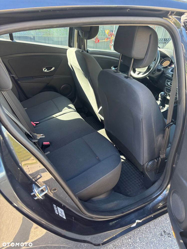 Renault Megane 1.5 dCi Dynamique - 3