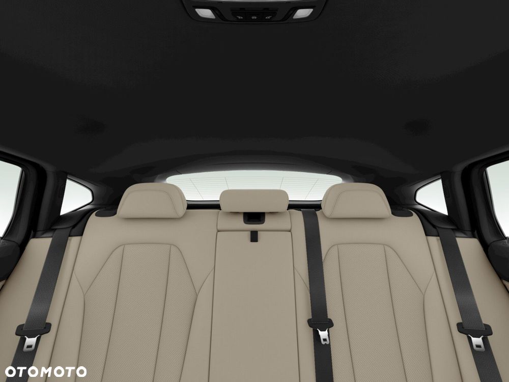 BMW X4 - 10