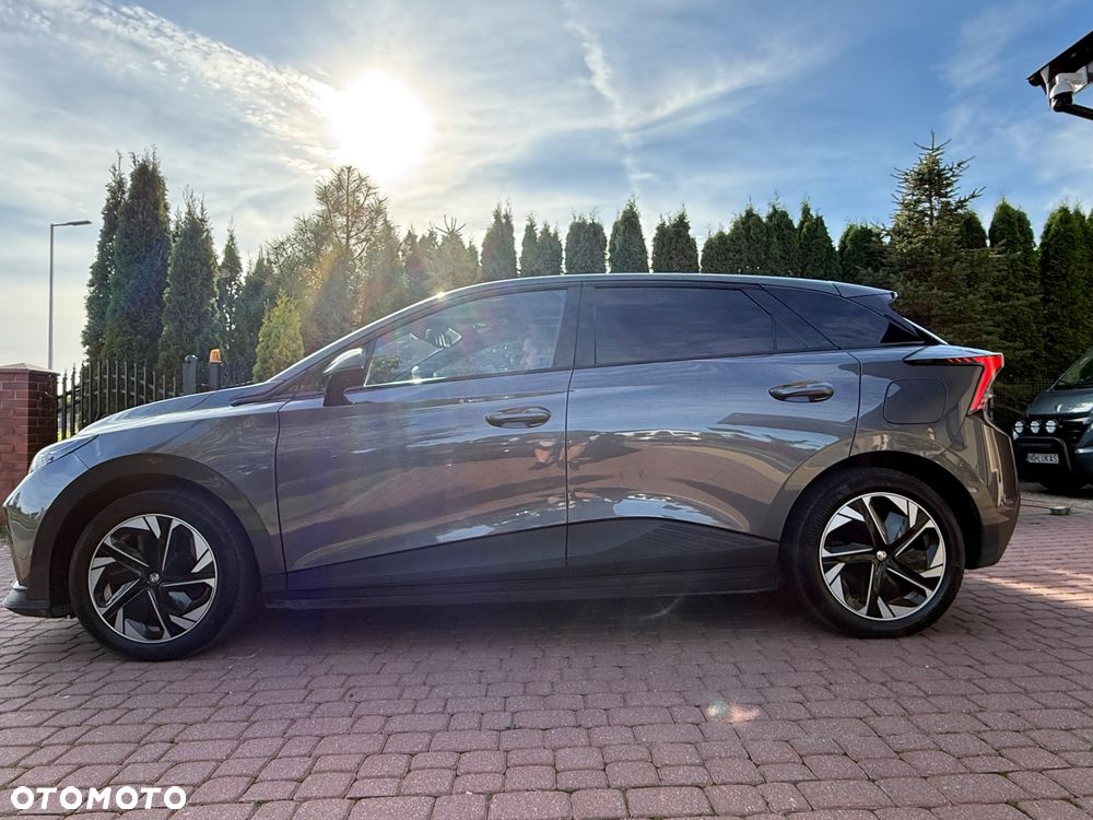 MG 4 Luxury 64 kWh - 3