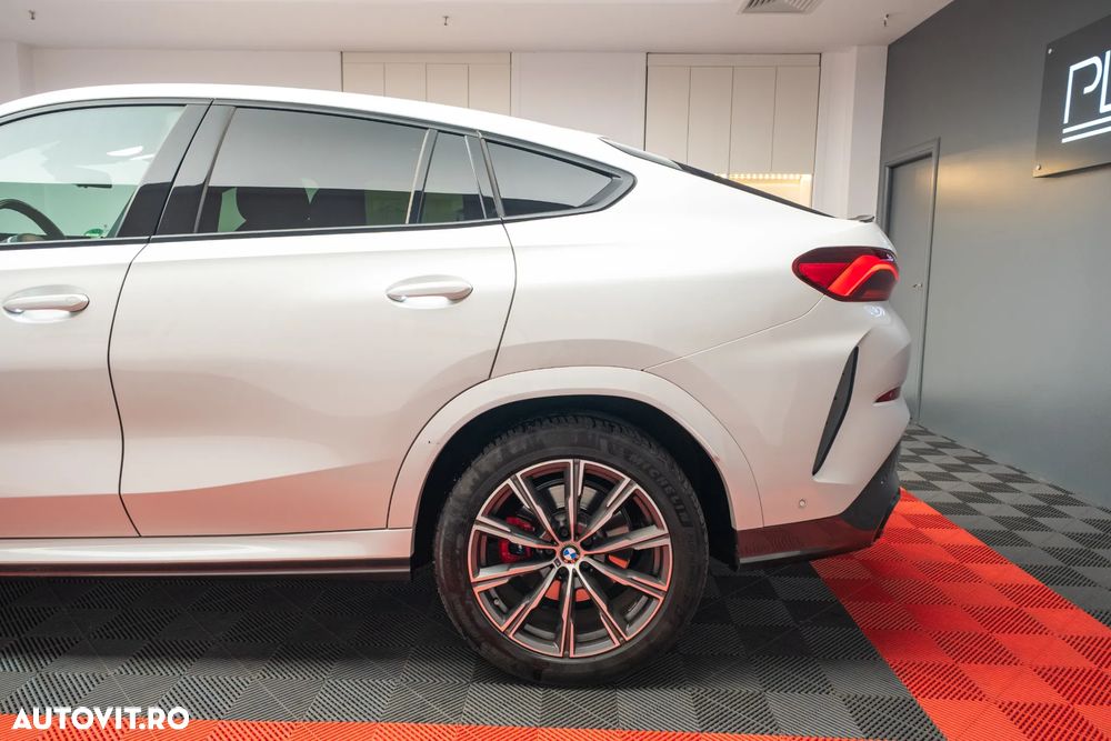 BMW X6 xDrive40i AT MHEV - 14