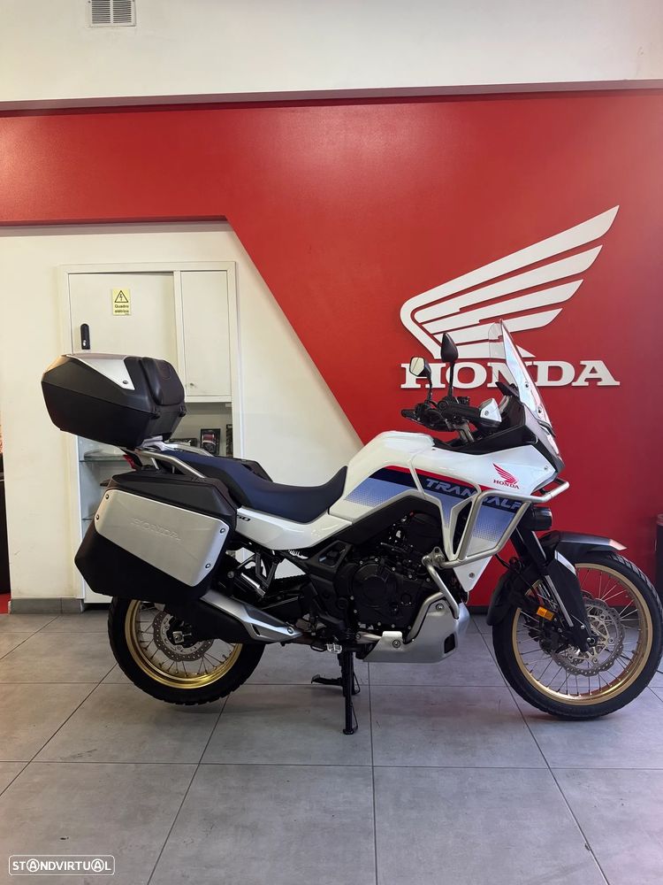 Honda Transalp 750 ABS COM EXTRAS - 1