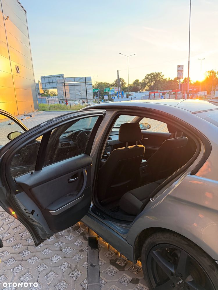 BMW Seria 3 318d - 7