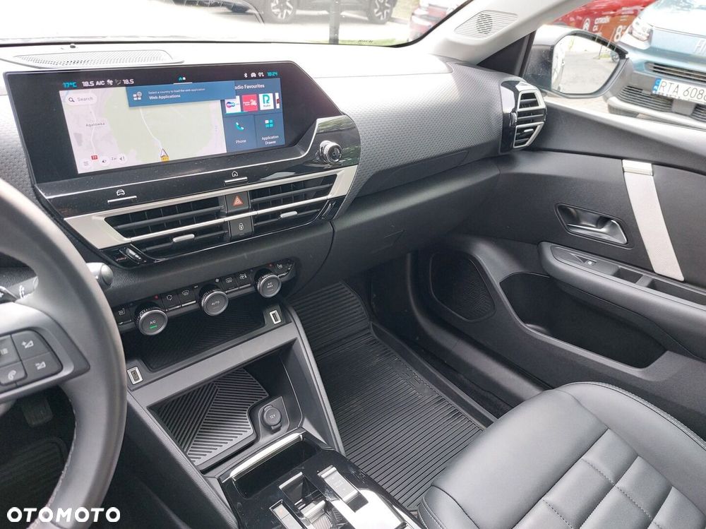 Citroën C4 1.2 PureTech Max S&S EAT8 - 18