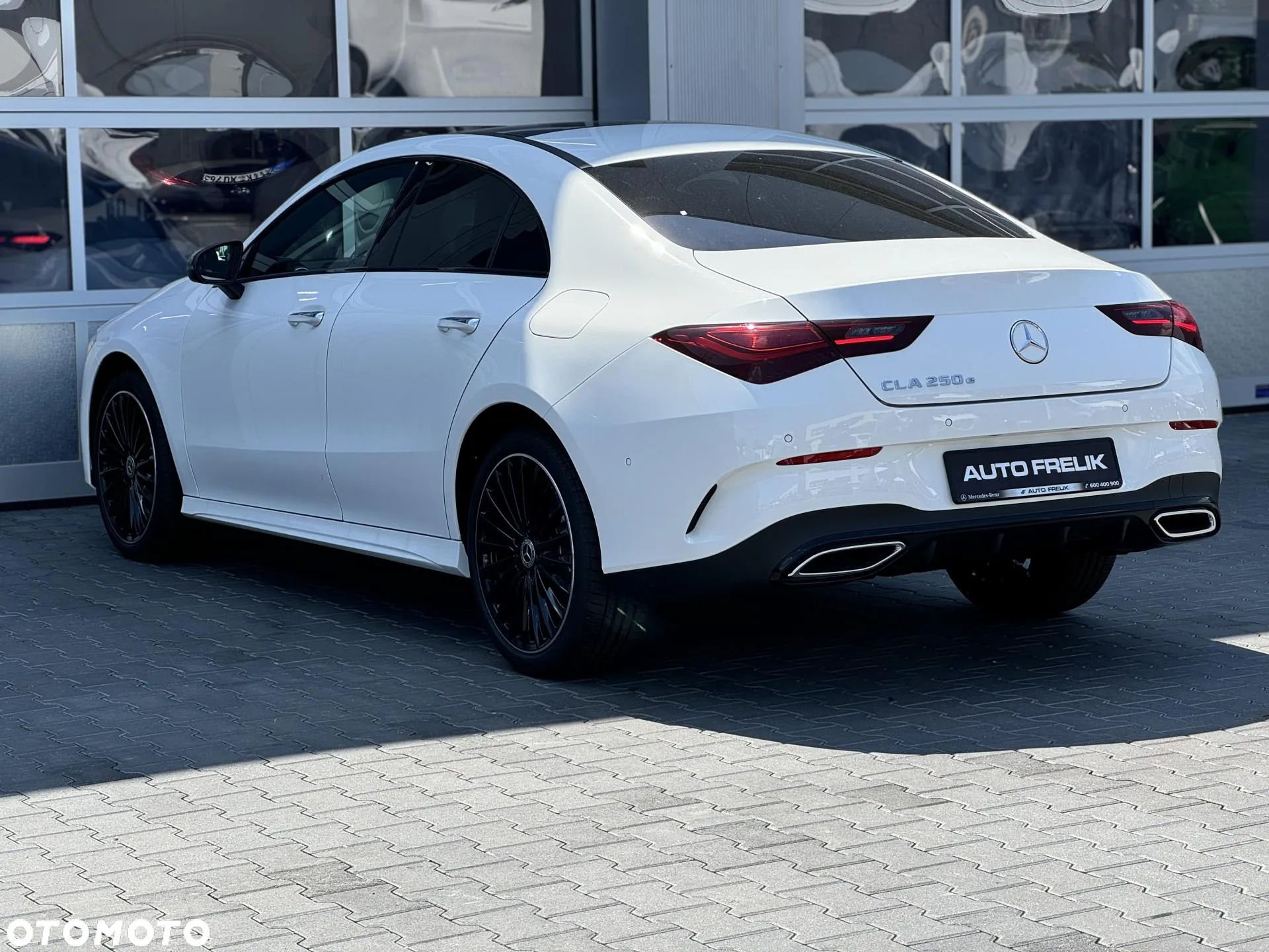 Mercedes-Benz CLA 250 e PHEV AMG Line 8G-DCT - 11