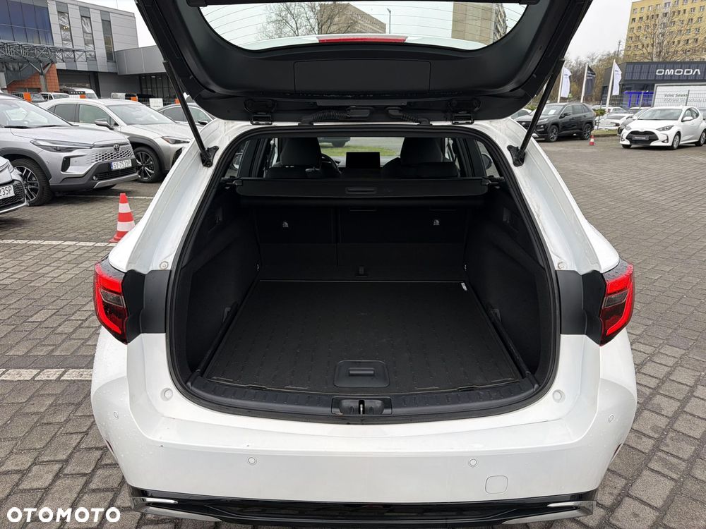 Toyota Corolla 1.8 Hybrid Comfort - 23