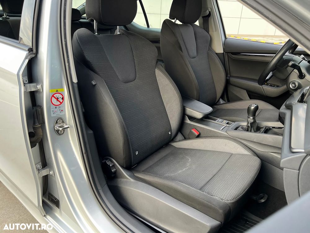 Skoda Octavia 1.0 TSI Ambition - 11