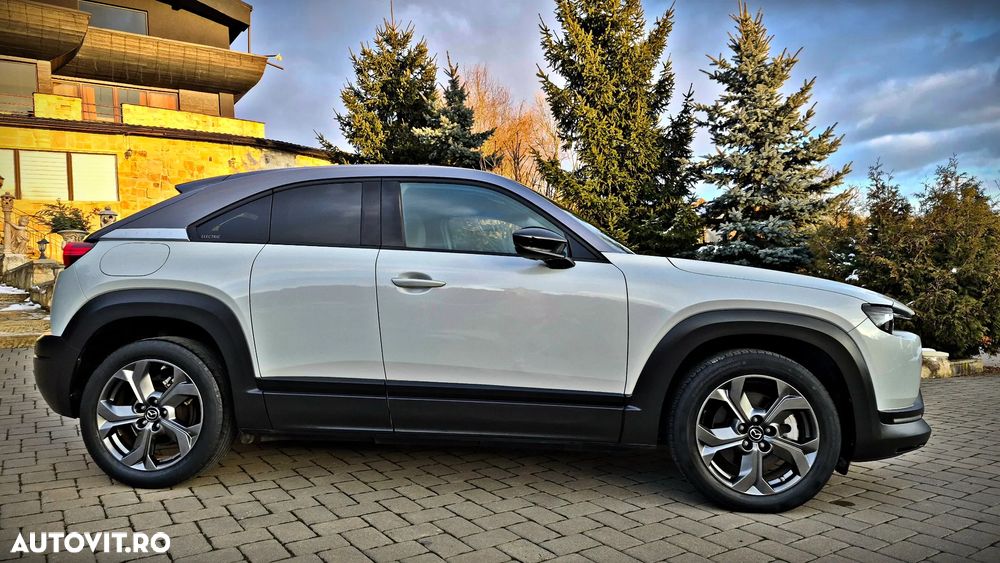 Mazda MX-3 ver-e--skyactiv-exclusive--line - 29