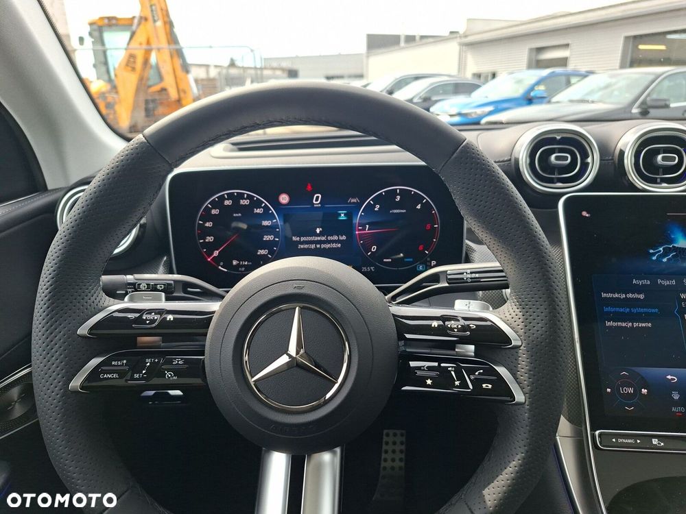 Mercedes-Benz GLC - 11