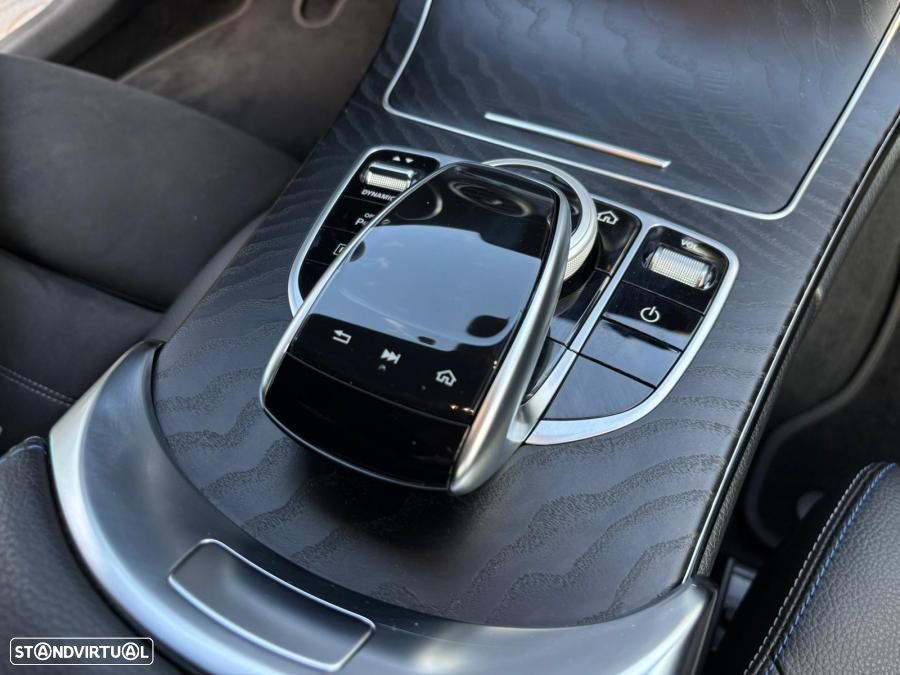 Mercedes-Benz C 300 de AMG Line - 13