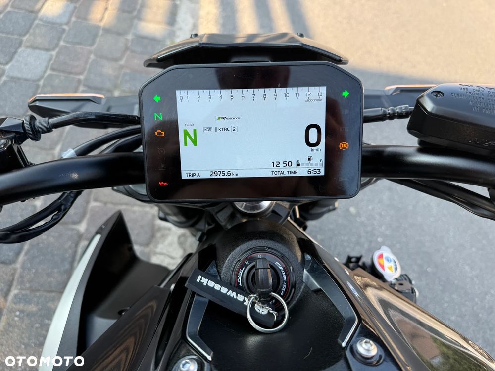 Kawasaki Z 900 - 11