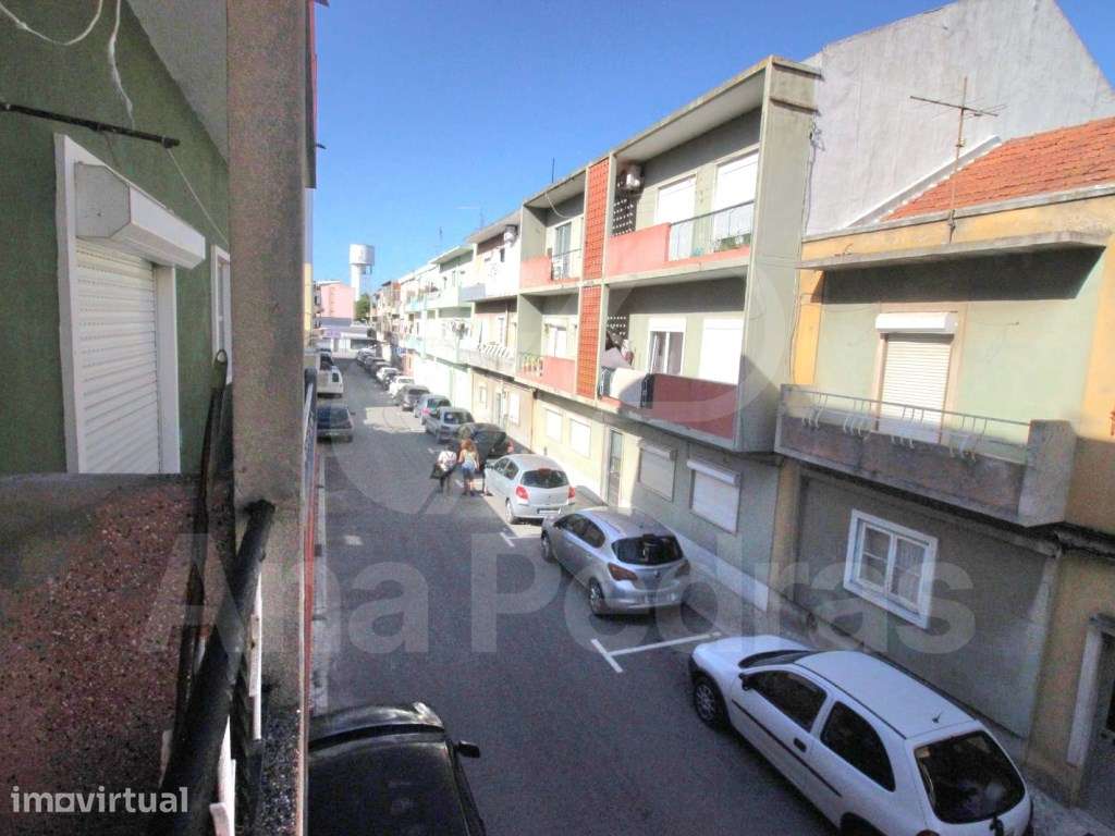 T1 Remodelado na Baixa da Banheira - Zona Central - Grande imagem: 3/6