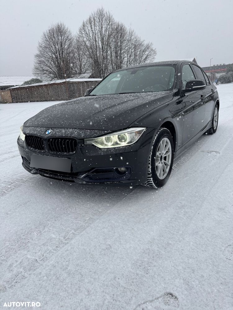 BMW Seria 3 318d - 4