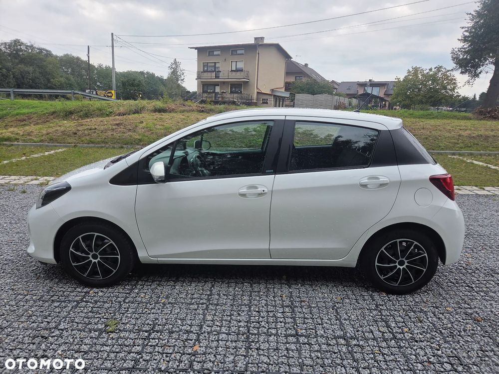 Toyota Yaris - 8